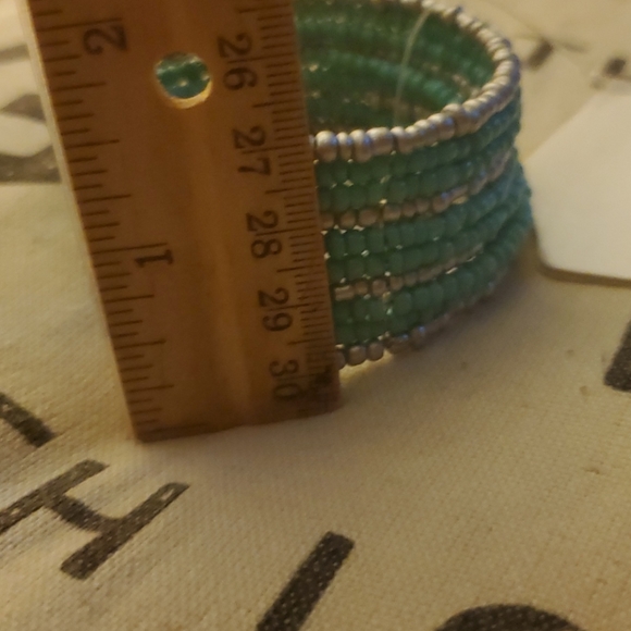 Seed beaded, style in handwired cuff bracelet - Picture 7 of 7